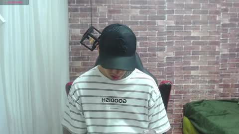 Snapshot of adamcoox chatting on 28, 1, 2025 Adam online show from 28, 1, 2025