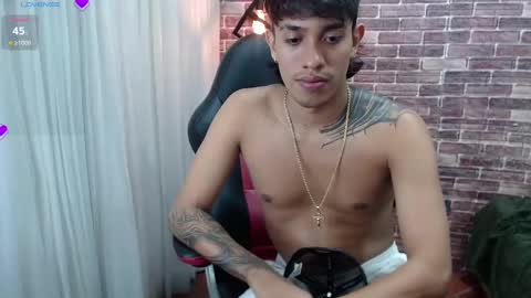 Snapshot of adamcoox chatting on 11, 2, 2025 Adam online show from 11, 2, 2025