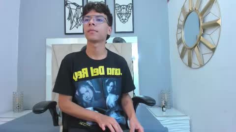 Snapshot of adams_bobby chatting on 24, 11, 2025 Adams Bobby online show from 24, 11, 2025