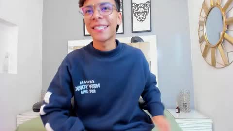 Snapshot of adams_bobby chatting on 1, 12, 2025 Adams Bobby online show from 1, 12, 2025