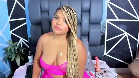 Cloe Adams  online show from 22, 2, 2025