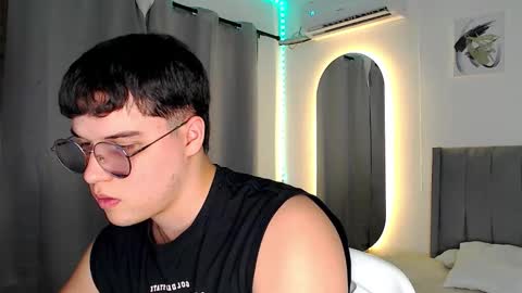 Snapshot of adan___tyler chatting on 17, 10, 2025 adan___tyler online show from 17, 10, 2025
