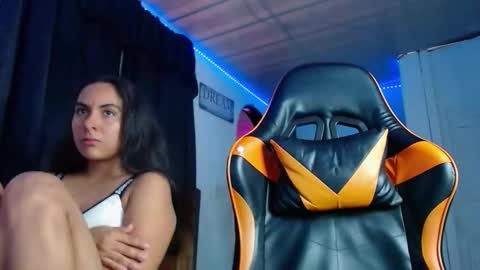 Snapshot of adan_hudson2397 chatting on 2, 10, 2025 Austin and Emily online show from 2, 10, 2025