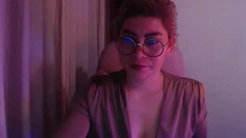 Snapshot of adan_romanoff chatting on 6, 5, 2026 adan_romanoff online show from 6, 5, 2026