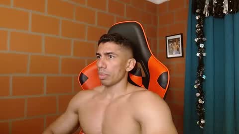 Adan Sin online show from 5, 1, 2025