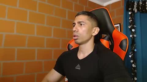 Adan Sin online show from 10, 1, 2025