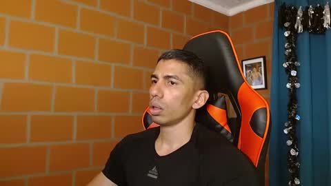 Adan Sin online show from 10, 1, 2025