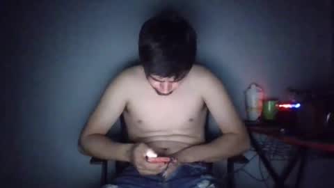 adanflores28 online show from 21, 12, 2025