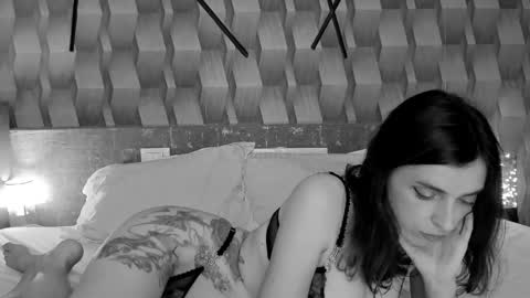 Snapshot of addicting_alice chatting on 12, 11, 2025 PMFORPVTBB online show from 12, 11, 2025