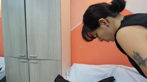 Snapshot of addiflower chatting on 18, 10, 2025 addi online show from 18, 10, 2025