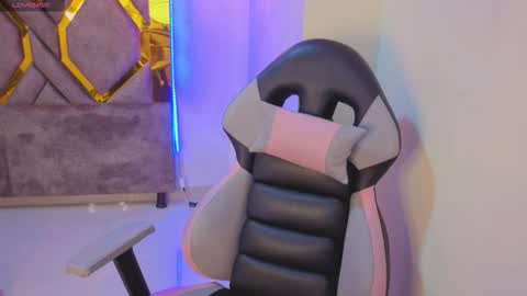 addy__02 online show from 15, 11, 2025