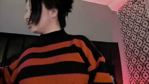 Snapshot of adeelinee chatting on 11, 6, 2026 Ade online show from 11, 6, 2026