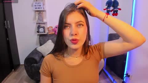 Snapshot of adela_parker chatting on 14, 10, 2025 Adela Parker online show from 14, 10, 2025
