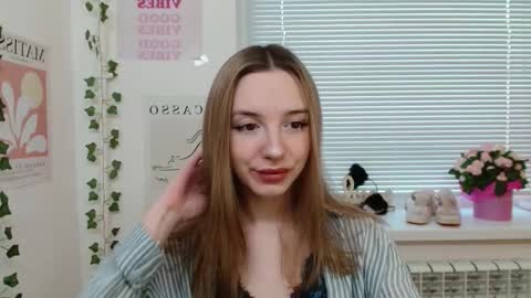 Snapshot of adele0_0 chatting on 9, 2, 2025 Adele online show from 9, 2, 2025