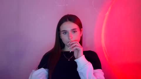 Adele Amore online show from 7, 3, 2025