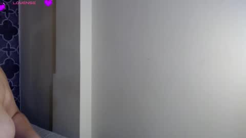 Snapshot of adele_cruzz chatting on 22, 12, 2025 adele cruzz online show from 22, 12, 2025