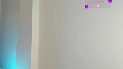 Snapshot of adele_cruzz chatting on 21, 6, 2026 adele cruzz online show from 21, 6, 2026