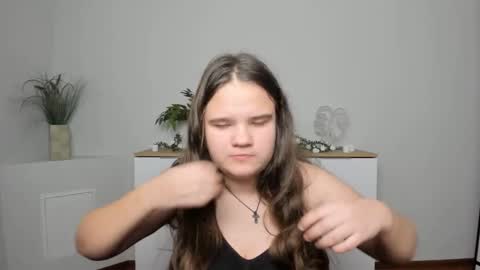 adelecruzz online show from 20, 1, 2025