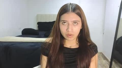 adellein foxx online show from 21, 10, 2025