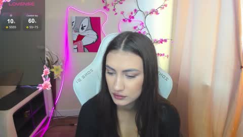 Snapshot of adeleluu chatting on 29, 11, 2025 Adel online show from 29, 11, 2025