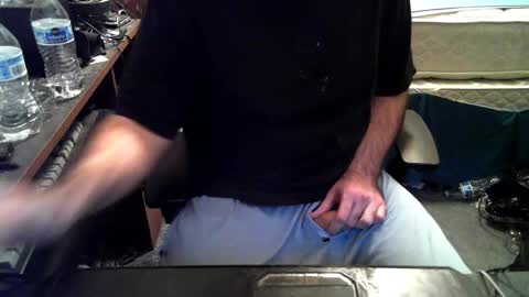 Snapshot of adelhi20 chatting on 16, 10, 2025 adelhi20 online show from 16, 10, 2025