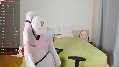 Adelina online show from 19, 10, 2025