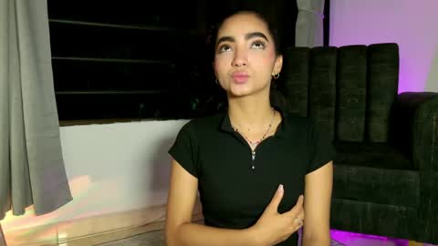 Snapshot of adelineevs chatting on 15, 5, 2026 ADELINE online show from 15, 5, 2026