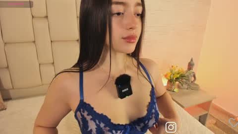 Snapshot of adelinewhite1 chatting on 4, 6, 2026 adeline online show from 4, 6, 2026