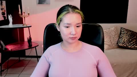 Snapshot of adellenebrown chatting on 8, 12, 2024 Adelina online show from 8, 12, 2024