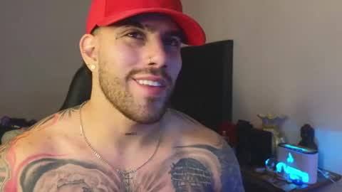 Snapshot of ades_lowe chatting on 14, 5, 2026 Ades online show from 14, 5, 2026