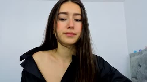 Snapshot of adhara_kitten chatting on 4, 5, 2026 Adhara online show from 4, 5, 2026