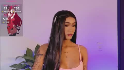 Isabellafirst online show from 9, 10, 2025