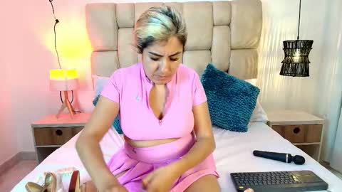 Snapshot of adharasmithh chatting on 9, 11, 2025 AdharaSmithh online show from 9, 11, 2025