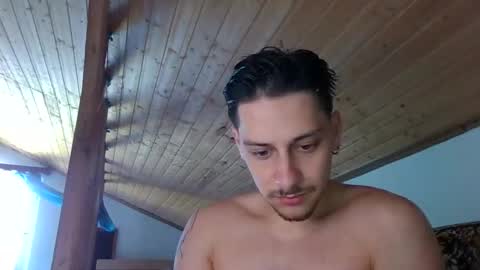 Snapshot of adi151943 chatting on 11, 5, 2026 JayHunter online show from 11, 5, 2026