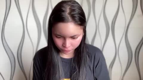 KATE MORE  online show from 2, 3, 2026