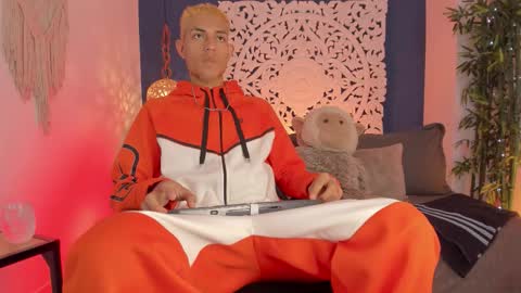 adonis_wb online show from 17, 1, 2026