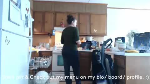 adorable22 online show from 4, 12, 2024