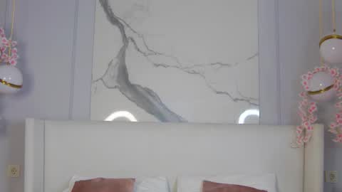 Snapshot of adoracortes chatting on 19, 9, 2025 adoracortes online show from 19, 9, 2025