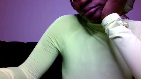 Snapshot of adore_booty chatting on 24, 6, 2026 adore_booty online show from 24, 6, 2026