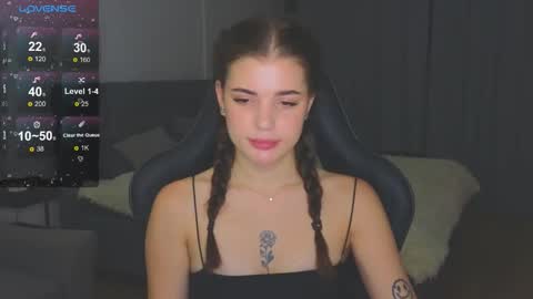 Snapshot of adri_dream chatting on 9, 11, 2025 Adriana online show from 9, 11, 2025