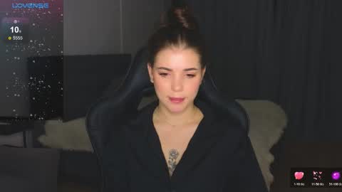 Snapshot of adri_dream chatting on 19, 11, 2025 Adriana online show from 19, 11, 2025