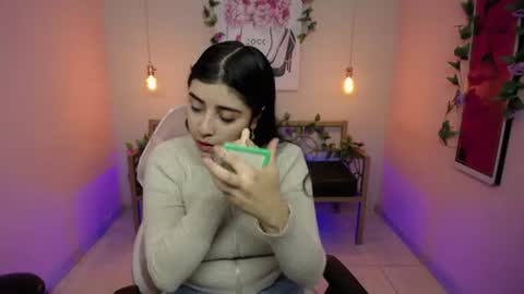 Snapshot of adri_gomez_1 chatting on 15, 7, 2026 Adri online show from 15, 7, 2026