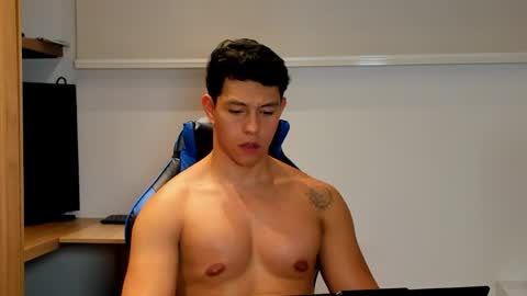 Snapshot of adrian_del_mar chatting on 27, 5, 2026 Adrian del Mar online show from 27, 5, 2026