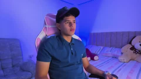 ADRIAN online show from 17, 4, 2026