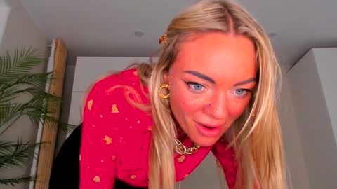 Adriana online show from 17, 1, 2025