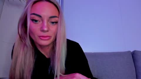 Adriana online show from 26, 1, 2025