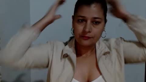 Adriana milf online show from 21, 9, 2025