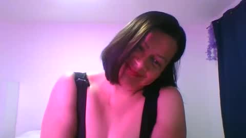 Snapshot of adrianagogo18 chatting on 7, 10, 2025 adrianagogo18 online show from 7, 10, 2025