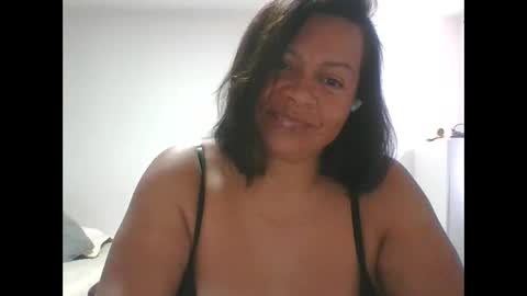 Snapshot of adrianagogo18 chatting on 28, 10, 2025 adrianagogo18 online show from 28, 10, 2025