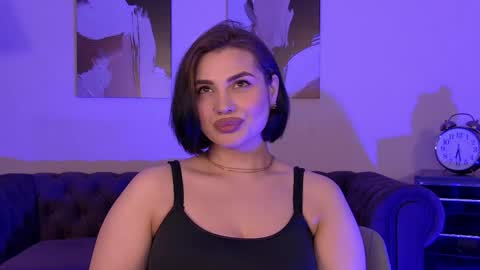 AdrianaTores online show from 25, 5, 2026